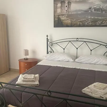 Roomors Of - Sea View Naples