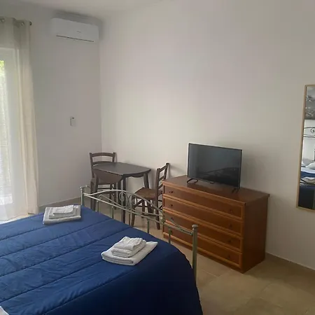 Roomors Of - Sea View Guest house *