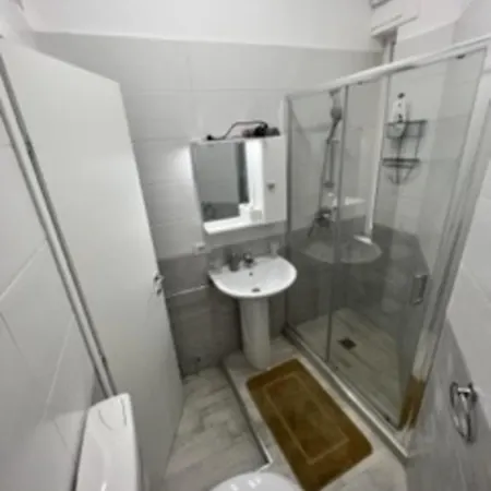 Roomors Of - Sea View Guest house